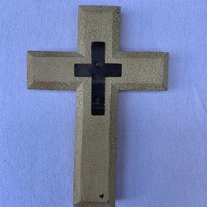 Vintage Americana Line "Wooden Cross"